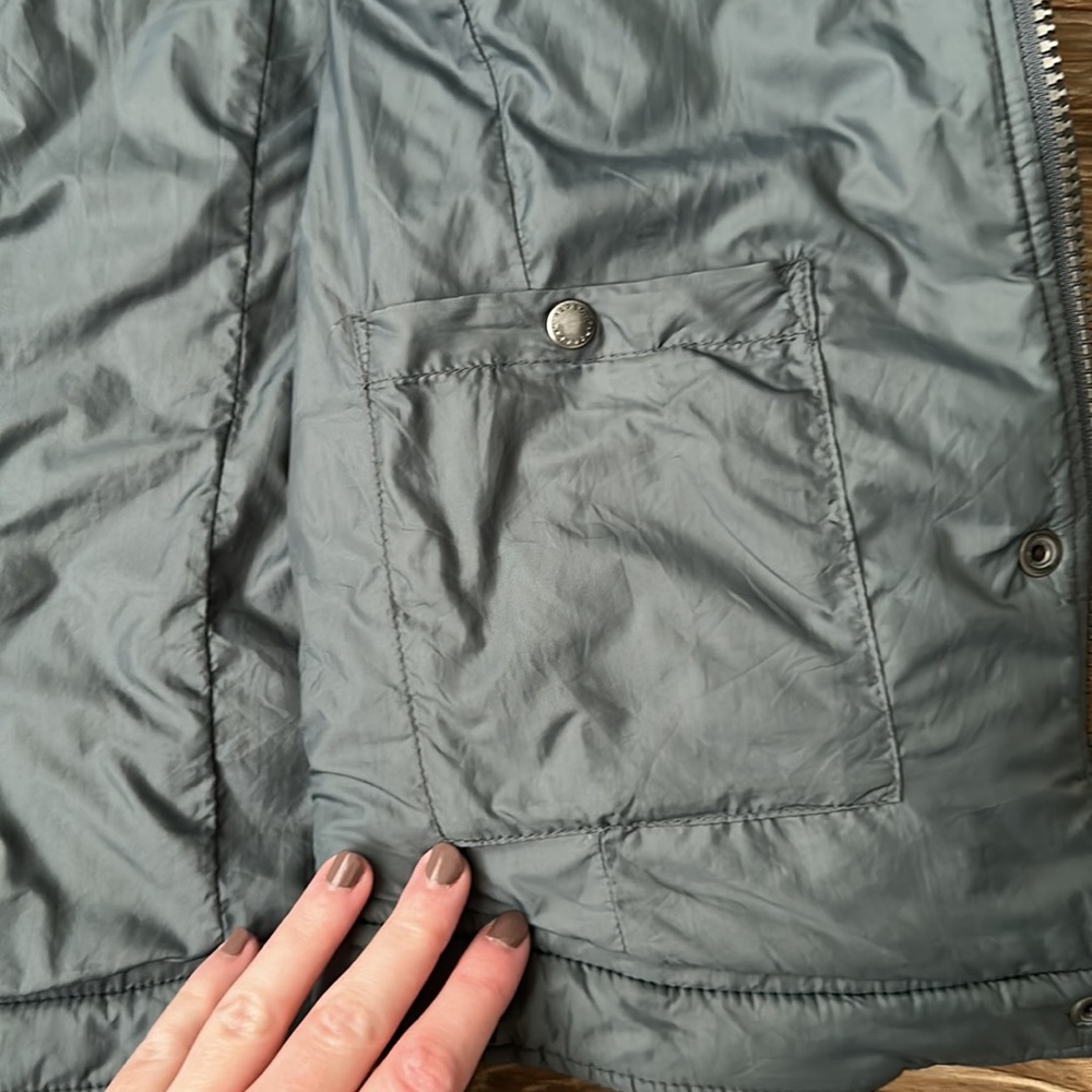 Barbour Fairview Quilted Jacket - Picture 10 of 11